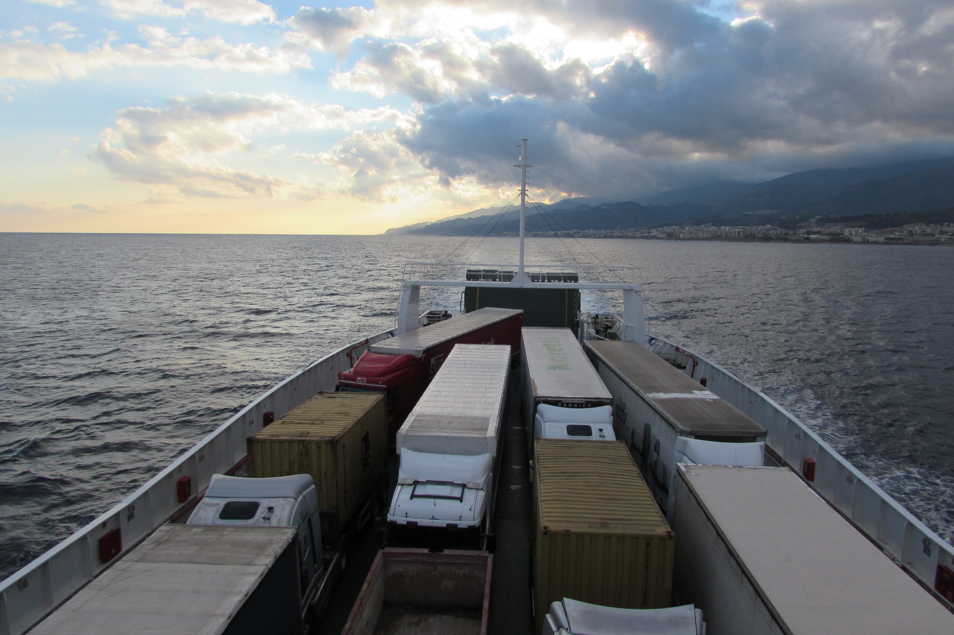 Trajektom na Sicíliu