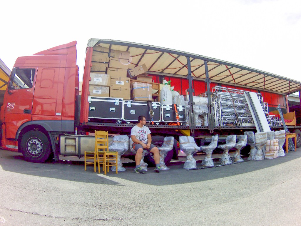 Jeden (ne)obyčajný týždeň v&nbsp;kamióne